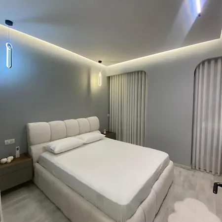 Apartment Brand New 1 Bedroom Flat Tirana