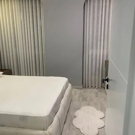 Brand New 1 Bedroom Flat Apartment